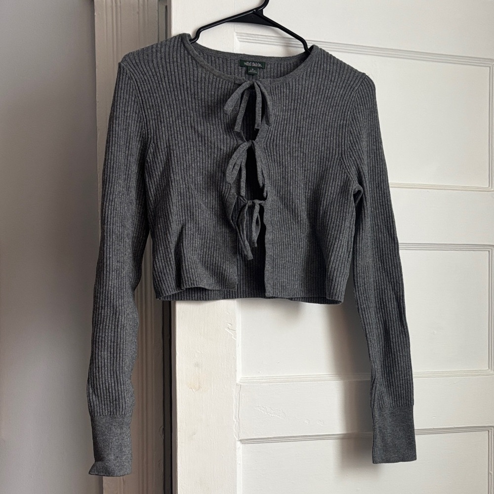 Gray Ribbed Knit Top with Bow Accents
